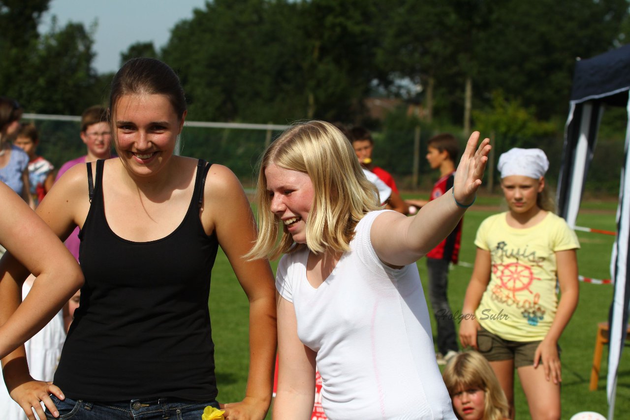 Bild 339 - Vogelschiessen am 18.8.12